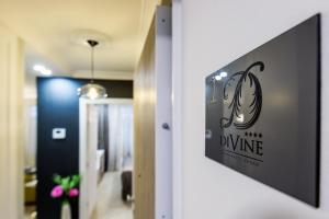 Certifikát, ocenenie alebo iný dokument vystavený v ubytovaní DiVine Luxury Apartment Blue