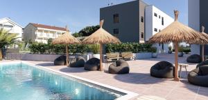 Bazén v ubytování Marina-Bay-Resort nebo v jeho okolí