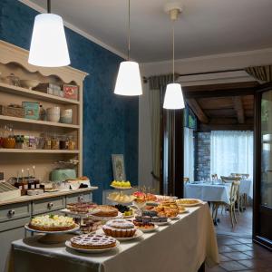 Jedlo v ubytovaní bed & breakfast alebo blízkom okolí