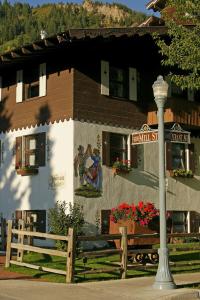 Gallery image of Mountain Chalet Aspen in Aspen