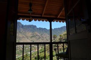 Zdjęcie z galerii obiektu Casa rural con Wifi y estupenda vista a la montaña en Hermigua w mieście Hermigua