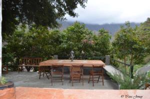 Zdjęcie z galerii obiektu Casa rural con Wifi y estupenda vista a la montaña en Hermigua w mieście Hermigua