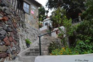 Zdjęcie z galerii obiektu Casa rural con Wifi y estupenda vista a la montaña en Hermigua w mieście Hermigua