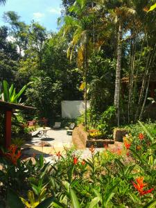 Zahrada ubytování Eco-Flats Cachoeira Azul