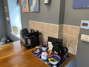 Set per la preparazione di tè e caffè presso Glengorm Castle