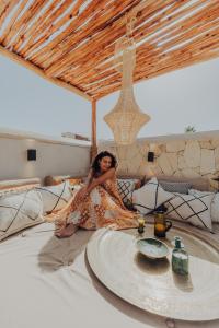Nápoje v ubytování Kenzara Suites & Pool, Your private escape