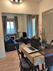 Predel za sedenje v nastanitvi Coeur d'Aix, vue splendide et cachet