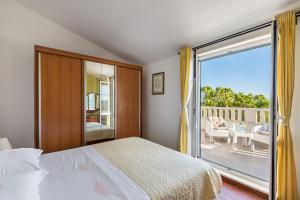 Posteľ alebo postele v izbe v ubytovaní Apartments Croatia + 29 fotografií