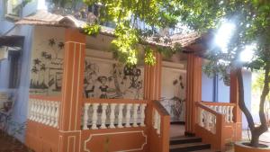 El edificio en el que está la casa de huéspedes