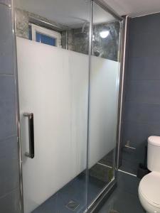 A bathroom at Athens City Themis 6