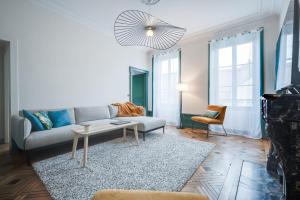Część wypoczynkowa w obiekcie Grand appartement 8 personnes terrasse privative hyper centre calme