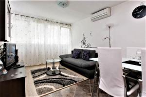 Posedenie v ubytovaní Apartment STANIĆ - "Home away from home"