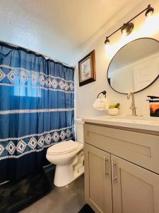 Salle de bains dans l'établissement Los Casita Azul- Cozy Blue House