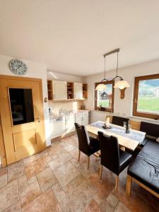 Kuchyň nebo kuchyňský kout v ubytování Apartment Malea