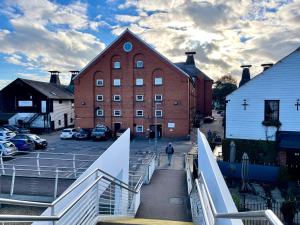 Το κτήριο όπου στεγάζεται  το διαμέρισμα