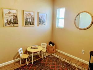 Billede fra billedgalleriet på Large Family & Pet Friendly Spa, Kern, Sequoia i Kernville