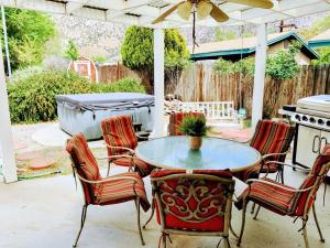 Billede fra billedgalleriet på Large Family & Pet Friendly Spa, Kern, Sequoia i Kernville + 28 billeder