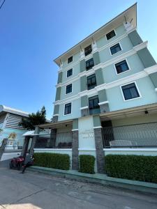 Το κτήριο όπου στεγάζεται  το hostel
