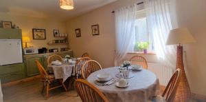 Küche/Küchenzeile in der Unterkunft LittleField B&B Durrow, Laois