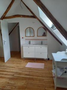 Fotografia z galérie ubytovania Maison, calme avec cheminée. v destinácii Botmeur