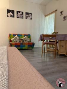 A seating area at Casa Julka