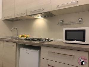 A kitchen or kitchenette at Casa Julka