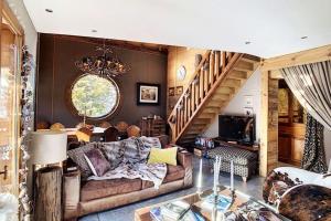 Część wypoczynkowa w obiekcie Family Chalet, Stunning Views & New Hot Tub