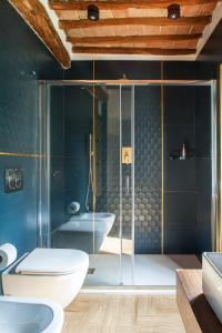 Koupelna v ubytování San Sebastiano Suite & Luxury Apartments