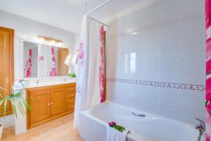 Koupelna v ubytování Ideal Property Mallorca - Can Bielo