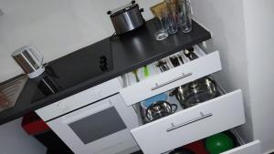 Küche/Küchenzeile in der Unterkunft ABAI Apartments 1150 only WWW-On-line-Check-in & SelfService