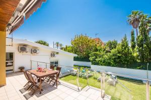 Balkón alebo terasa v ubytovaní Ideal Property Mallorca - Romani Can Picafort