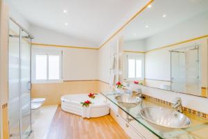 Kúpeľňa v ubytovaní Ideal Property Mallorca - Romani Can Picafort