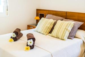 Posteľ alebo postele v izbe v ubytovaní Ideal Property Mallorca - Romani Can Picafort