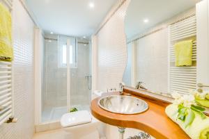Kúpeľňa v ubytovaní Ideal Property Mallorca - Romani Can Picafort