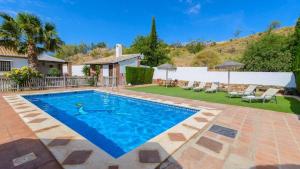 Bazén v ubytování La Herradura Antequera - La Higuera by Ruralidays nebo v jeho okolí