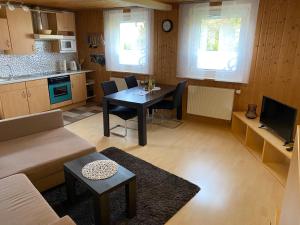 Kuchyň nebo kuchyňský kout v ubytování Ferienwohnung Rauch