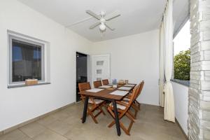 Fotografie z fotogalerie ubytování Diva Apartment v destinaci Povljana