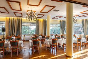 Restaurace v ubytování Forest Park Hotel