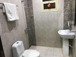 Koupelna v ubytování أنوار نجد للشقق الفندقية