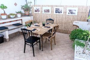 Reštaurácia alebo iné gastronomické zariadenie v ubytovaní Casa Soul & Sun