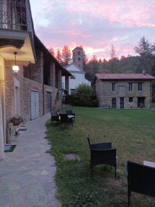Vonkajšia záhrada v ubytovaní Il giardino di San Martino