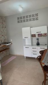 Köök või kööginurk majutusasutuses Maragogi Praia de Antunes