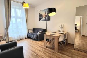 Fotografie z fotogalerie ubytování Modern Silver Apartment 2 rooms Bosacka Old Town v Krakově + 14 fotografií