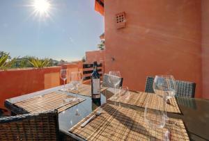 Fotografia z galérie ubytovania Stylish and Exclusive Penthouse Dreamy Oasis v destinácii Estepona