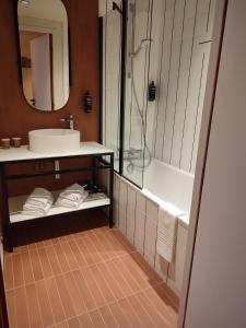 Ένα μπάνιο στο ibis Styles Montauban