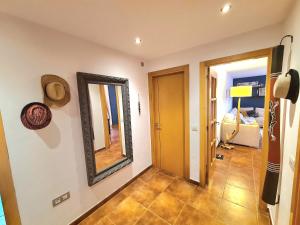 Posteľ alebo postele v izbe v ubytovaní Casa Zalla 110m2, 200m2 Garden, Pool, 1Gb Wi-Fi, Private Parking