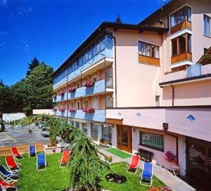 Budova, kde se hotel nachází