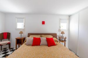 Posteľ alebo postele v izbe v ubytovaní Maison Royan Foncillon-Chay classée PMR