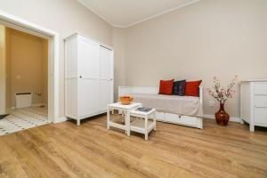 Зображення з фотогалереї помешкання New studio 3 - self check in, parking possible, weekend free parking у Братиславі