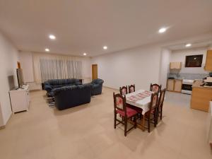Η κουζίνα ή μικρή κουζίνα στο Apartman Pale Jahorina +24 φωτογραφίες